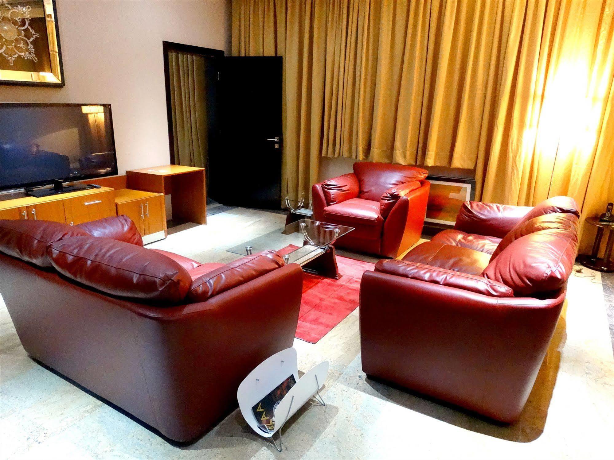 Swiss International Mabisel Port Harcourt Hotel Exterior photo