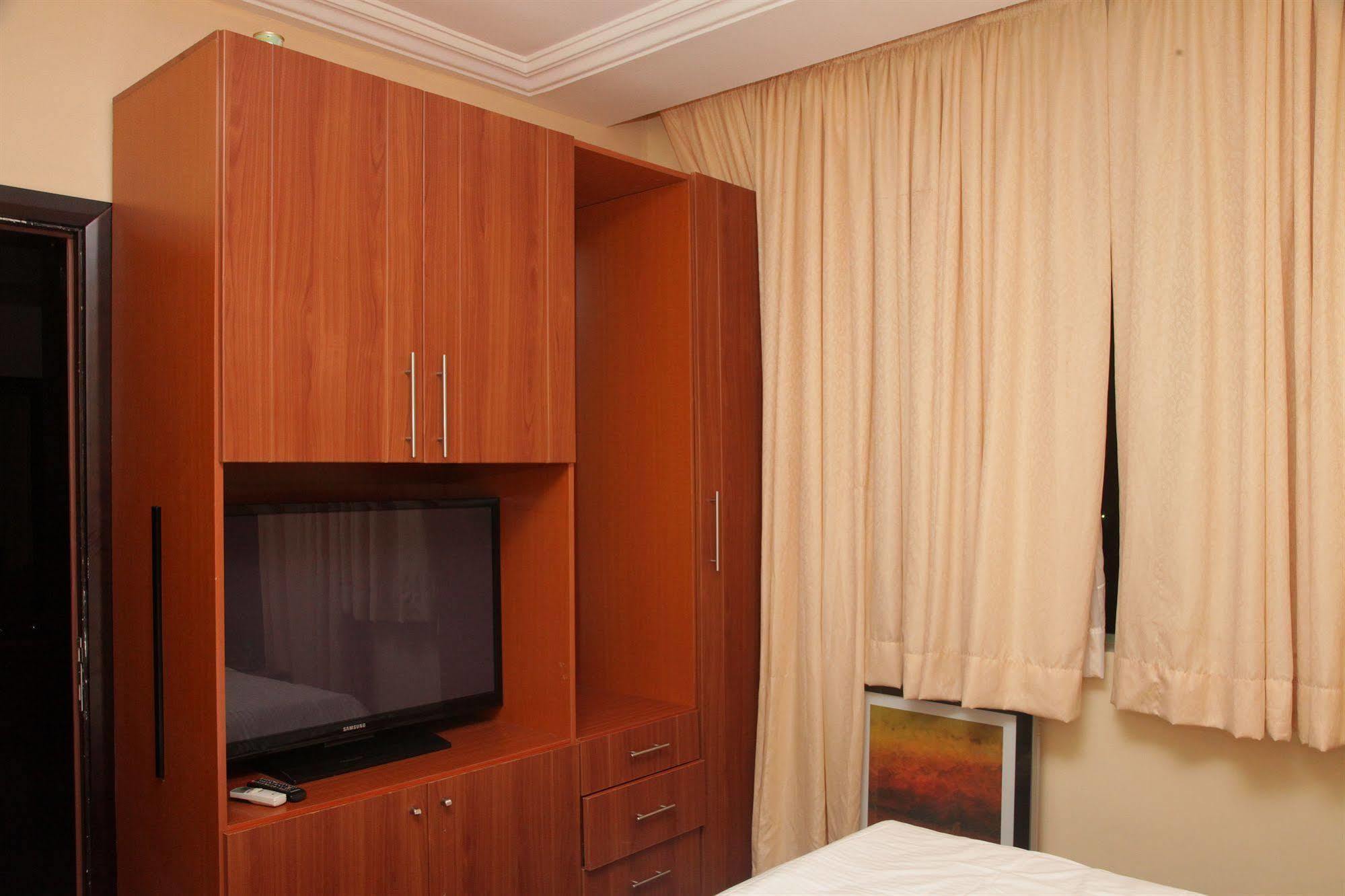 Swiss International Mabisel Port Harcourt Hotel Exterior photo